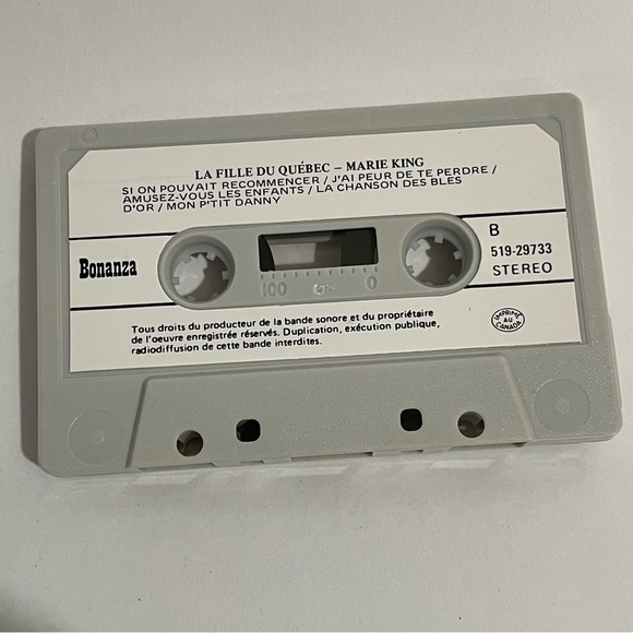 La Fille du Québec Marie King Western Cassette Tape French Music - Picture 5 of 5